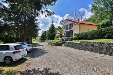 Horný apartmán / ľavá strana