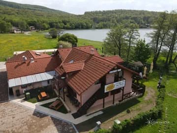 Apartmány Vinné