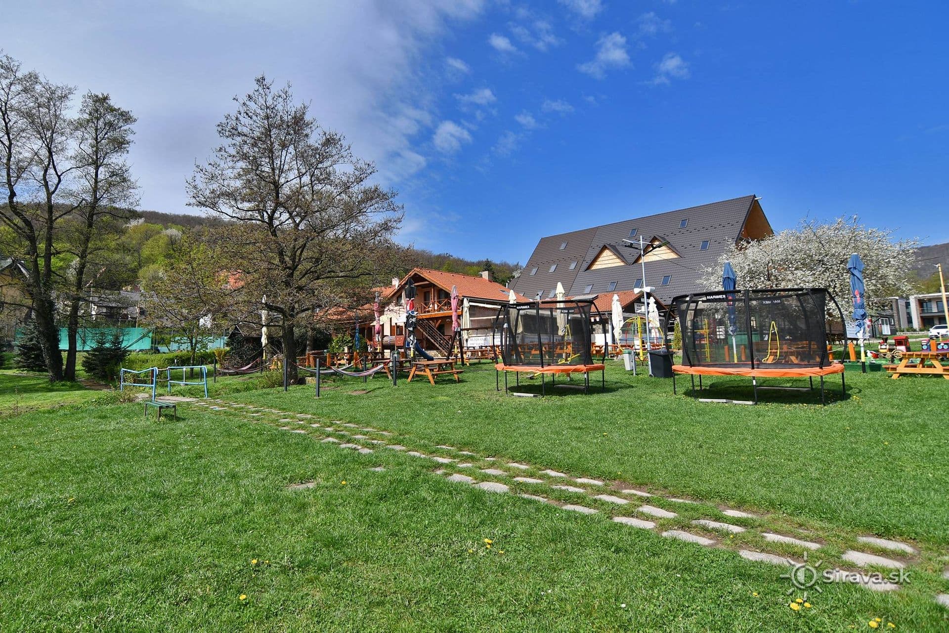 Apartmány Vinné